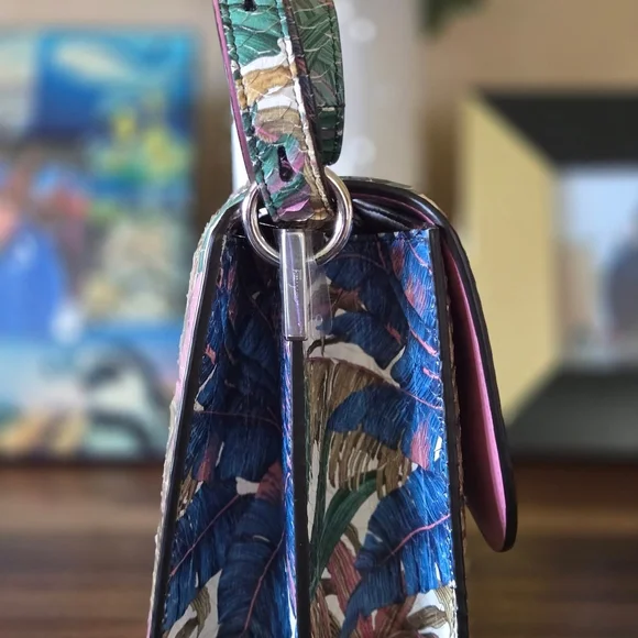 Salvatore Ferragamo Multicolor Tropical Shoulder Bag - Picture 2 of 8